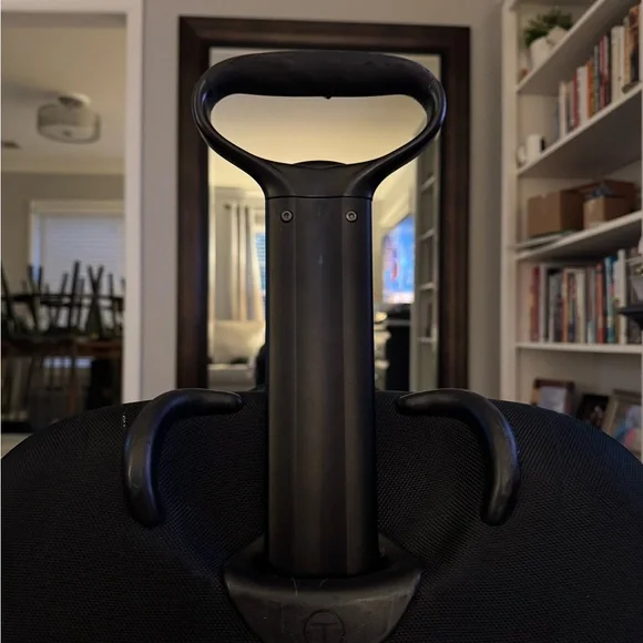 COPY - Tumi Black Rolling Duffel Travel Bag / Suitcase - Picture 9 of 13